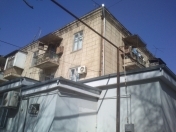 Satılır 2 otaqlı 58 m2 köhnə tikili Bakıxanov