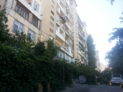 Satılır 5 otaqlı 123 m2 köhnə tikili Musabəyov parkı