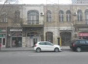 İcarəyə verilir 6 otaqlı 370 m2 obyekt Səməd Vurğun parkı