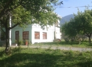 İcarəyə verilir 4 otaqlı 140 m2 bağ evi Qəbələ