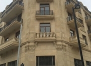 İcarəyə verilir 3 otaqlı 100 m2 obyekt Əhmədli m.