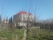 Satılır 4 otaqlı 150 m2 həyət evi Novxanı