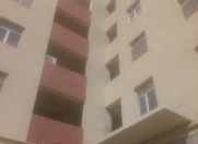 Satılır 4 otaqlı 700 m2 yeni tikili 2 mkr