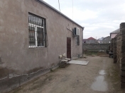 Satılır 4 otaqlı 150 m2 həyət evi Binə