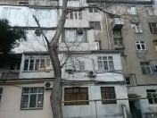 Satılır 2 otaqlı 45 m2 köhnə tikili Mərdəkan