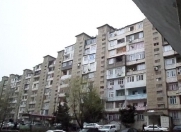 İcarəyə verilir 2 otaqlı 70 m2 köhnə tikili 4 mkr