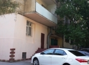 İcarəyə verilir 2 otaqlı 60 m2 köhnə tikili Cəfər Cabbarlı m.