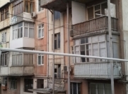 İcarəyə verilir 2 otaqlı 30 m2 köhnə tikili 4 mkr