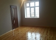 Satılır 2 otaqlı 65 m2 həyət evi Lökbatan
