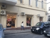 Satılır 3 otaqlı 60 m2 obyekt Fəvvarələr meydanı