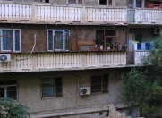 Satılır 4 otaqlı 110 m2 köhnə tikili İctimai telekanalı