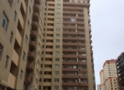 Satılır 3 otaqlı 130 m2 yeni tikili İnşaatçılar m.