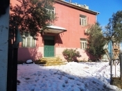 İcarəyə verilir 7 otaqlı 200 m2 obyekt İnşaatçılar m.