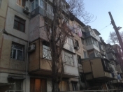 Satılır 3 otaqlı 65 m2 köhnə tikili 4 mkr