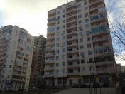 Satılır 2 otaqlı 60 m2 yeni tikili İnşaatçılar m.