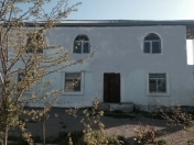 Satılır 8 otaqlı 340 m2 həyət evi Saray