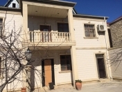 Satılır 6 otaqlı 308 m2 həyət evi Qaraçuxur