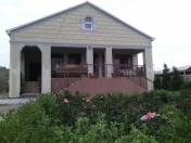 Satılır 4 otaqlı 200 m2 həyət evi Buzovna