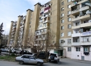 Satılır 4 otaqlı 110 m2 köhnə tikili İnşaatçılar m.