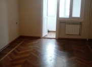 Satılır 3 otaqlı 70 m2 köhnə tikili Yasamal bazarı