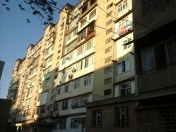 İcarəyə verilir 2 otaqlı 54 m2 köhnə tikili Yasamal r.