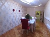 Satılır 3 otaqlı 100 m2 yeni tikili Memar Əcəmi m.