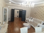 İcarəyə verilir 3 otaqlı 160 m2 yeni tikili Bakı Dövlət Universiteti