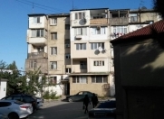 Satılır 1 otaqlı 31 m2 köhnə tikili İnşaatçılar m.