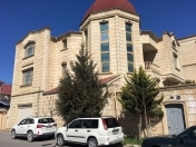 İcarəyə verilir 7 otaqlı 500 m2 həyət evi Gənclik m.