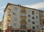 İcarəyə verilir 1 otaqlı 40 m2 köhnə tikili 28 May m.