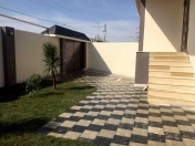 Satılır 4 otaqlı 130 m2 həyət evi Buzovna