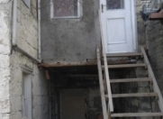 İcarəyə verilir 5 otaqlı 80 m2 köhnə tikili İçəri Şəhər