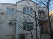 Satılır 6 otaqlı 240 m2 həyət evi Heydər Əliyev Mərkəzi