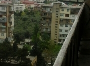 Satılır 4 otaqlı 120 m2 köhnə tikili 9 mkr