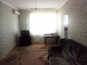 İcarəyə verilir 2 otaqlı 50 m2 köhnə tikili Nəsimi m.