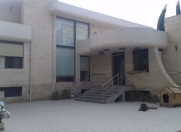 İcarəyə verilir 15 otaqlı 900 m2 həyət evi Elmlər Akademiyası m.
