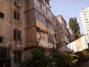 Satılır 2 otaqlı 50 m2 köhnə tikili 8 km