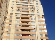 Satılır 2 otaqlı 93 m2 yeni tikili İnşaatçılar m.