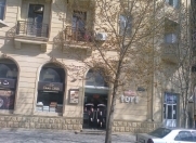 Satılır 3 otaqlı 70 m2 köhnə tikili Bakıxanov