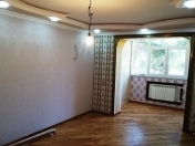 Satılır 3 otaqlı 75 m2 köhnə tikili Neftçilər m.