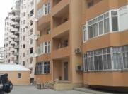 Satılır 2 otaqlı 103 m2 yeni tikili İnşaatçılar m.