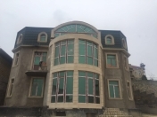 Satılır 8 otaqlı 700 m2 həyət evi Badamdar