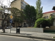 İcarəyə verilir 3 otaqlı 120 m2 köhnə tikili İçəri Şəhər m.