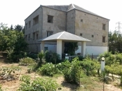 Satılır 9 otaqlı 600 m2 həyət evi Maştağa
