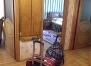 İcarəyə verilir 3 otaqlı 75 m2 köhnə tikili Memar Əcəmi m.