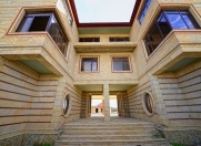 Satılır 8 otaqlı 4200 m2 həyət evi Şüvəlan