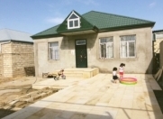 Satılır 4 otaqlı 300 m2 həyət evi Müşfiqabad