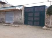 Satılır 4 otaqlı 135 m2 həyət evi Binə