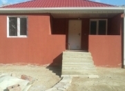 Satılır 3 otaqlı 200 m2 həyət evi Y.Günəşli