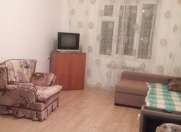 Satılır 5 otaqlı 110 m2 köhnə tikili Xalqlar Dostluğu m.